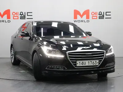 Hyundai Genesis