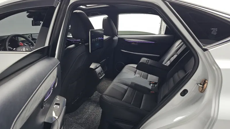 Lexus NX300