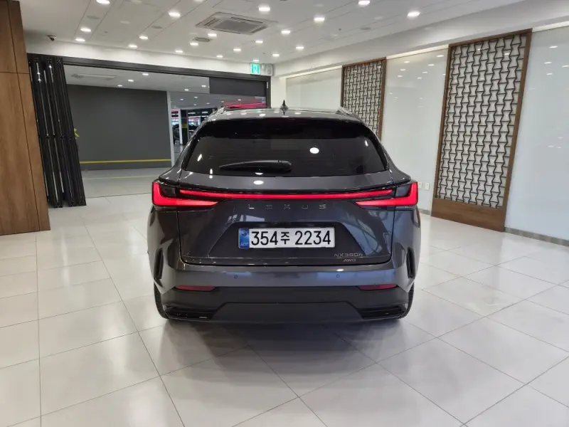 Lexus NX350h