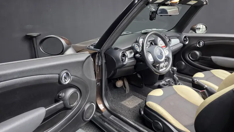 MINI Cabrio