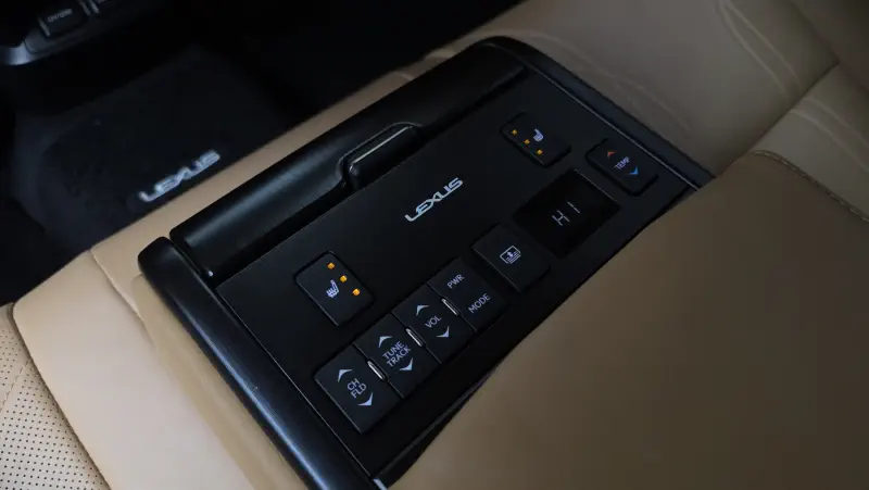 Lexus ES300h