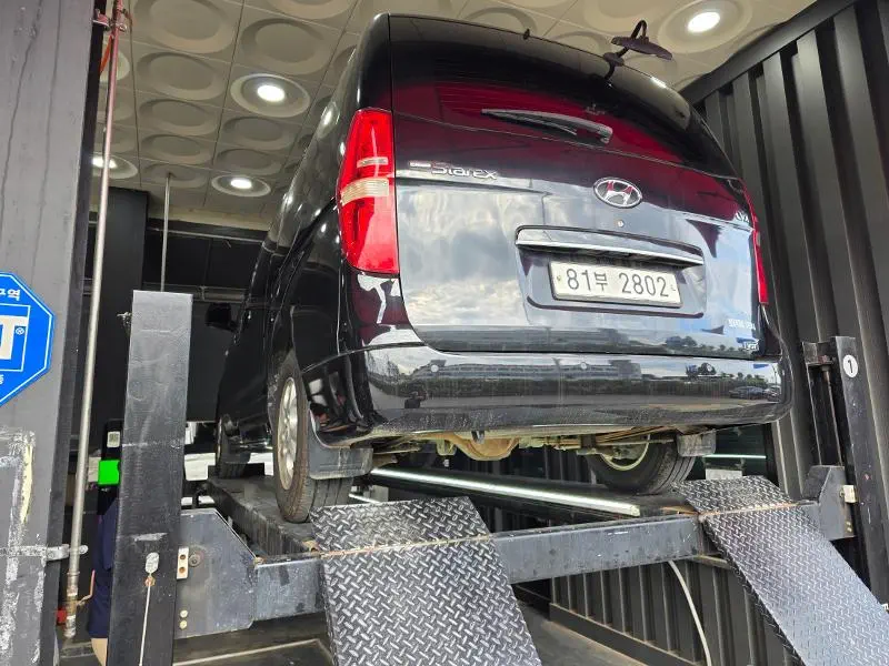 Hyundai Grand Starex