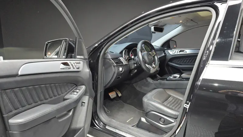 Mercedes-Benz GLE-Class
