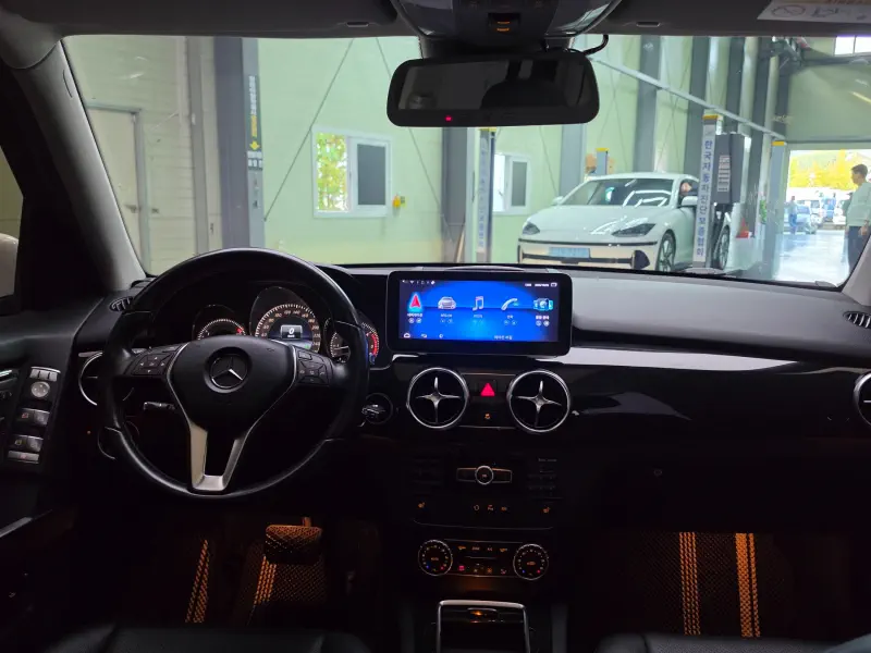 Mercedes-Benz GLK-Class