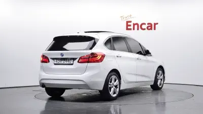 BMW 2-Series Active Tourer 2