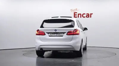 BMW 2-Series Active Tourer 4