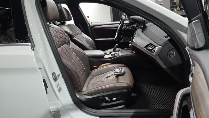 BMW 5-Series