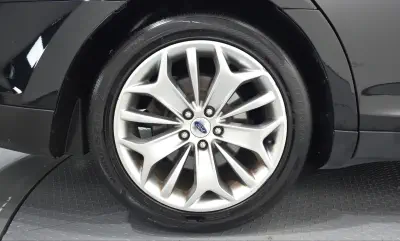 Ford Taurus