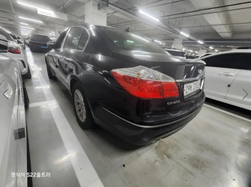 Hyundai Genesis