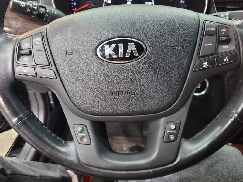Kia K7