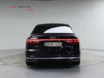 Audi A8 4
