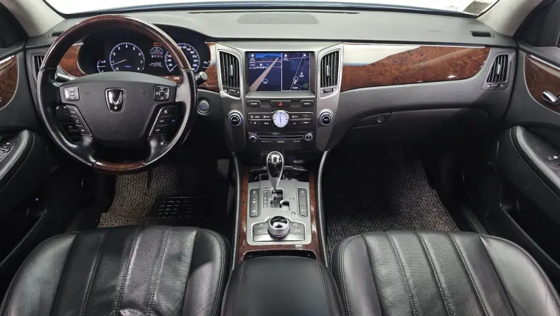 Hyundai Equus