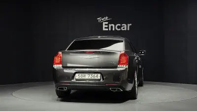 Chrysler 300C 4