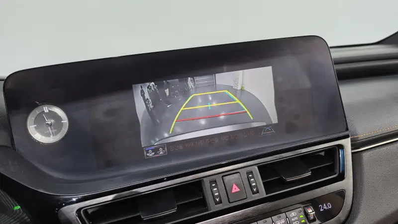 Lexus ES300h