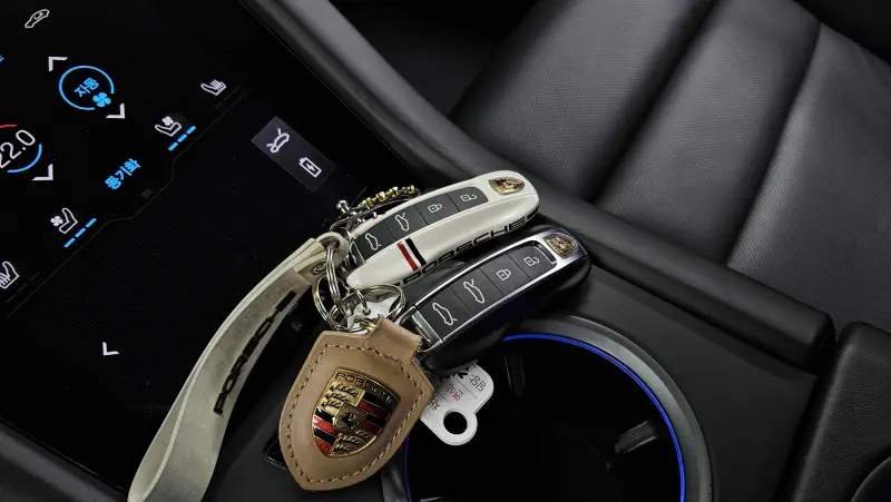 Porsche Taycan