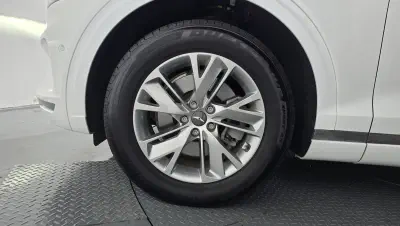 Genesis GV70 4