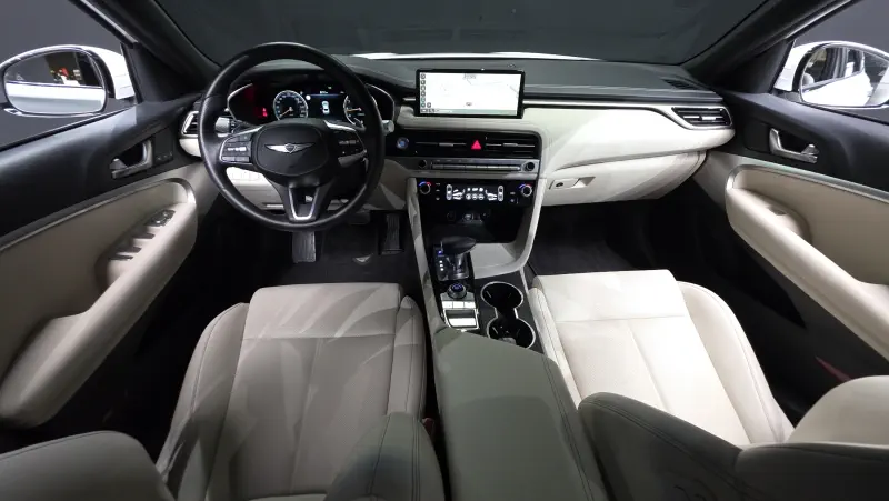 Genesis G70