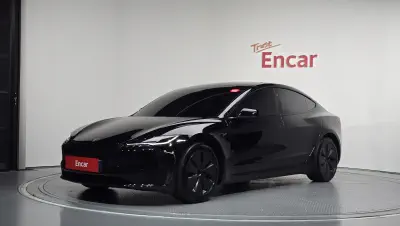 Tesla Model 3 1