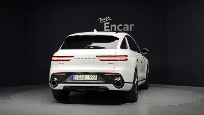 Genesis GV70 4