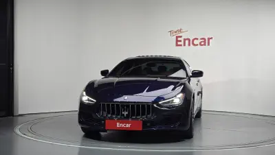Maserati Ghibli 3