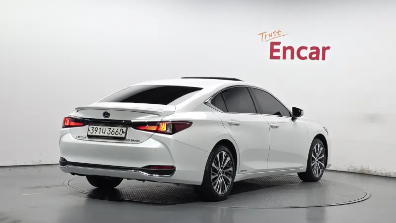 Lexus ES300h