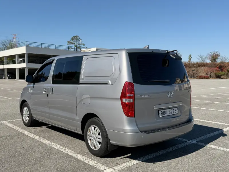 Hyundai Grand Starex