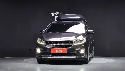 Kia Carnival 3