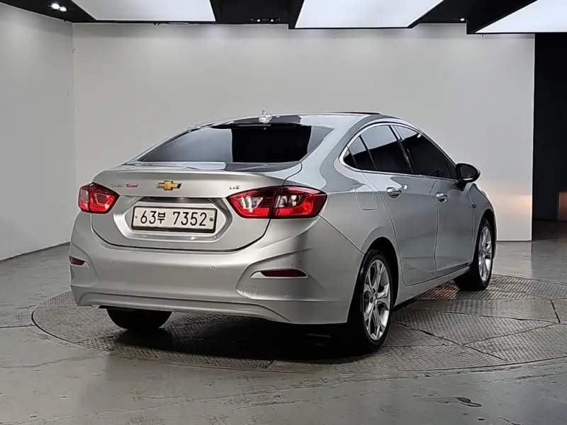 Chevrolet (GM Daewoo) Cruze