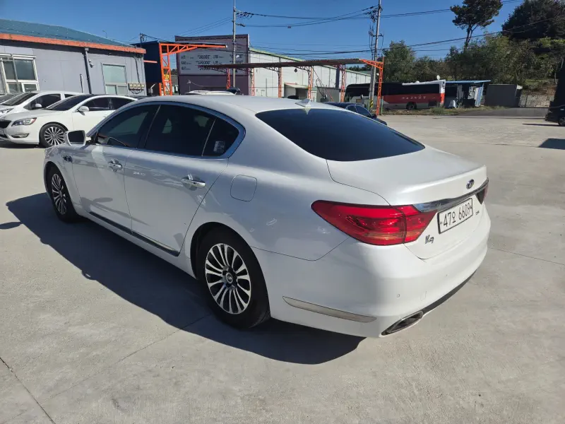 Kia K9
