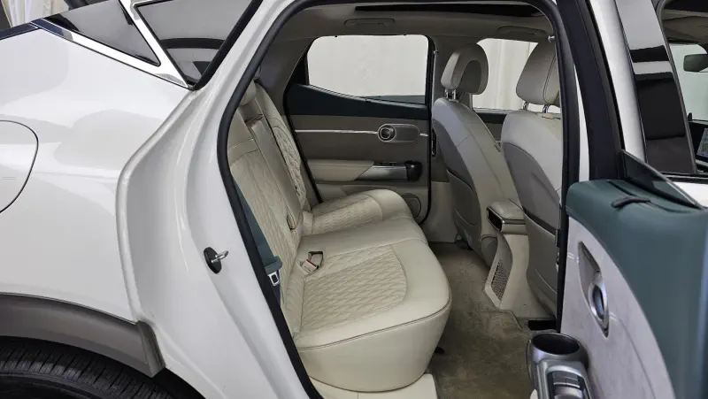 Genesis GV60