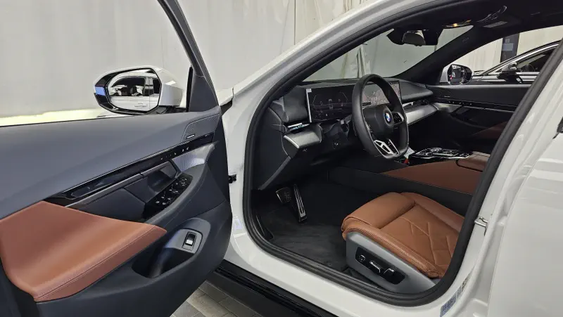 BMW 5-Series