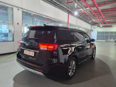 Kia Carnival 2