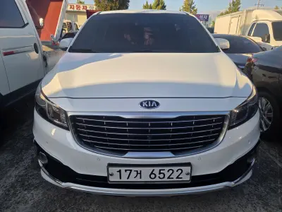 Kia Carnival 3