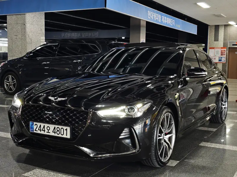 Genesis G70