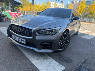 Infiniti Q50