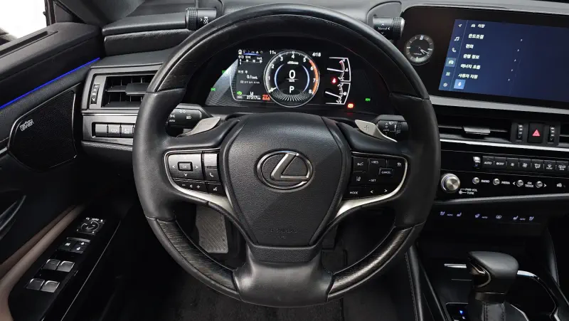 Lexus ES300h