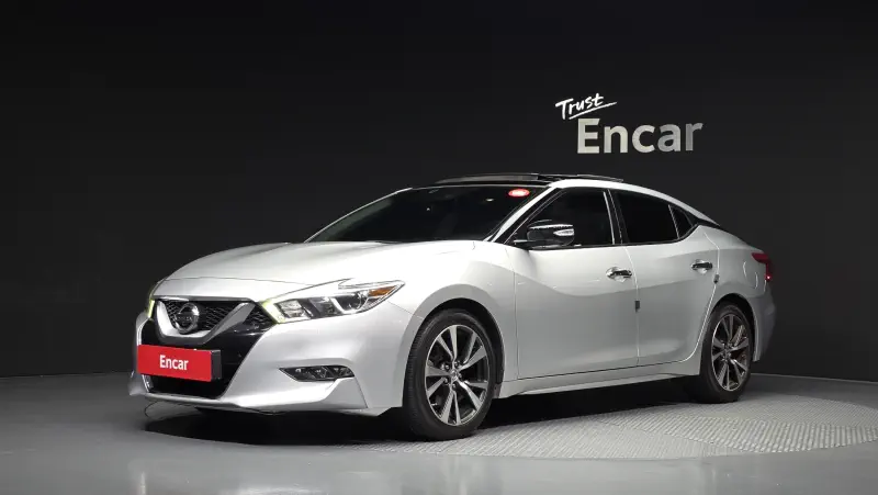 Nissan MAXIMA