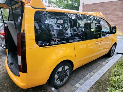 Hyundai Staria