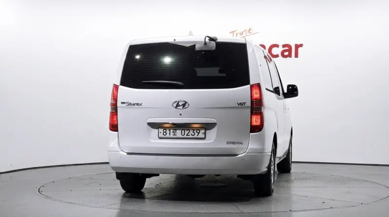 Hyundai Grand Starex