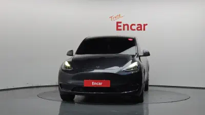 Tesla Model Y 3