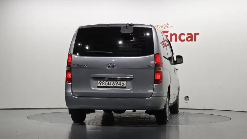 Hyundai Grand Starex
