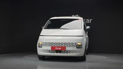 Hyundai Staria 3