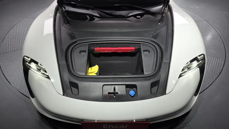 Porsche Taycan