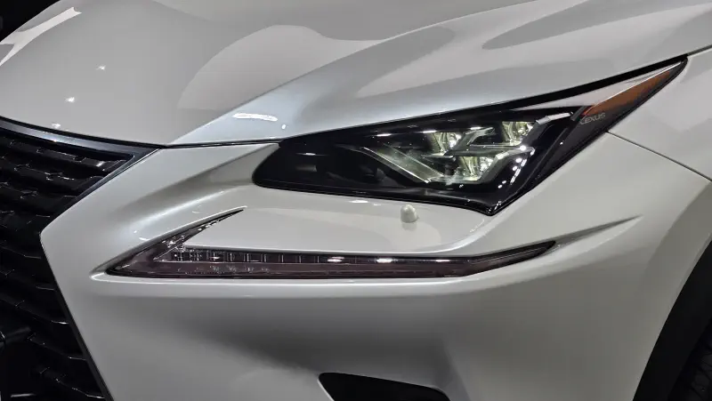 Lexus NX300h