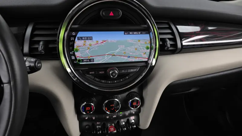 Mini Hatch