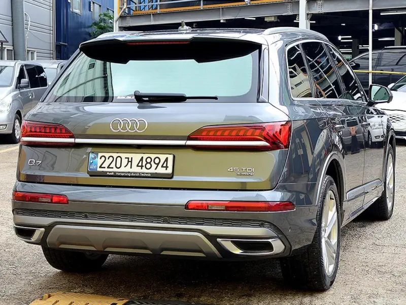 Audi Q7