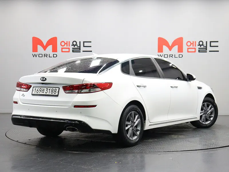 Kia K5