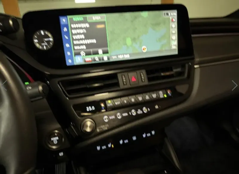 Lexus ES300h