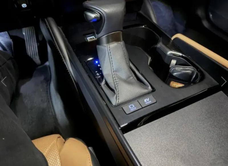 Lexus ES300h
