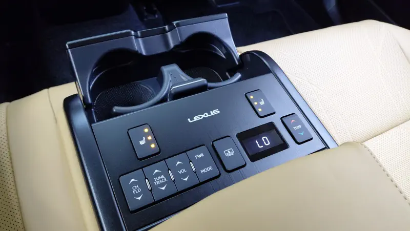 Lexus ES300h